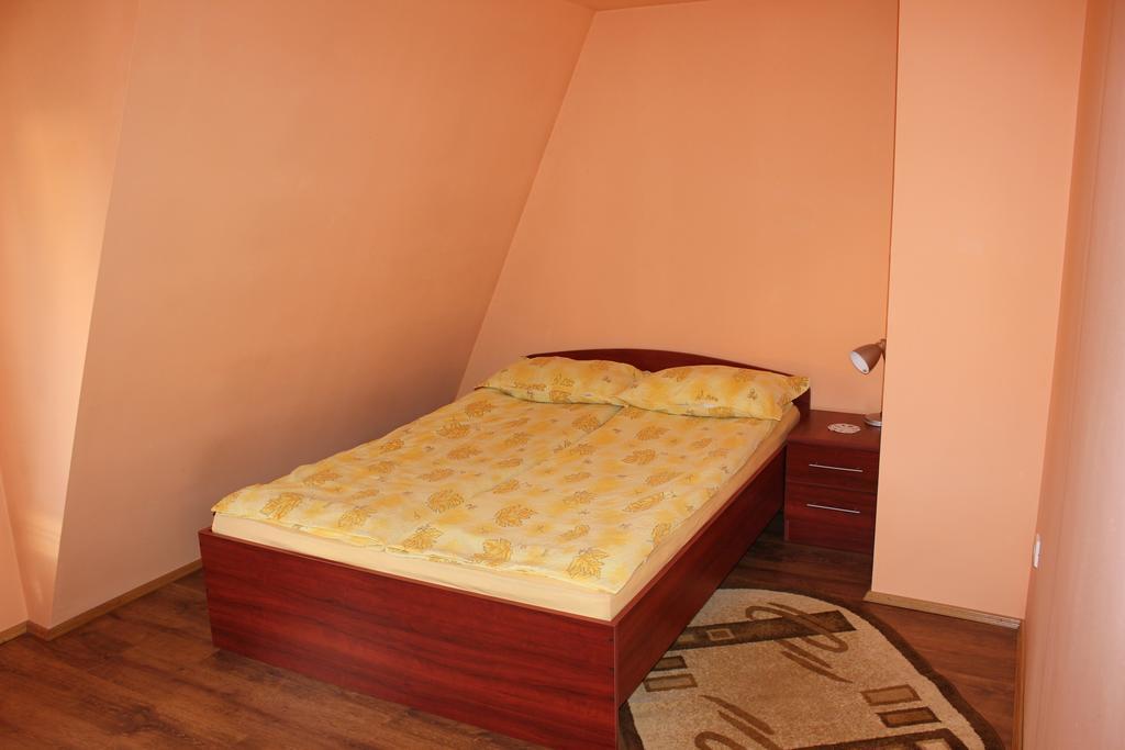 Timi Kulcsoshaz Hotell Lăzarea Eksteriør bilde